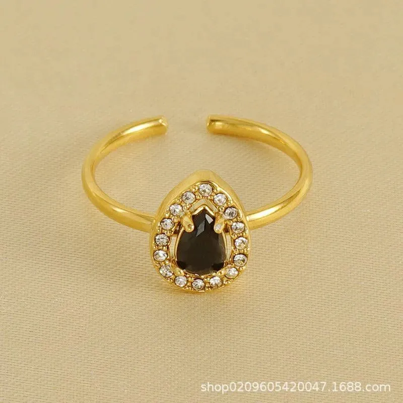 Adjustable Teardrop Zircon Ring – 18K Gold Plated