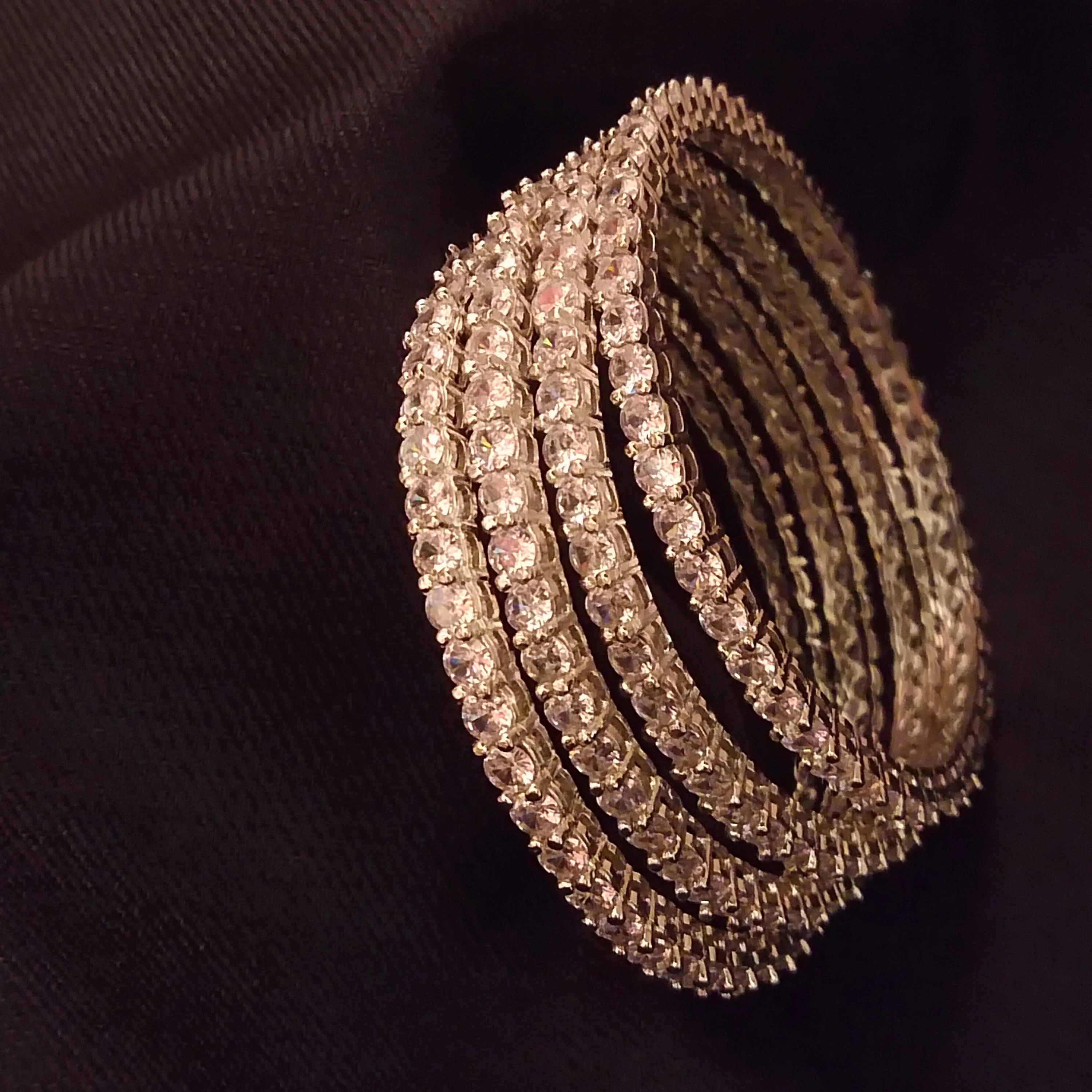 Asp White Rhodium Zircon Bangles