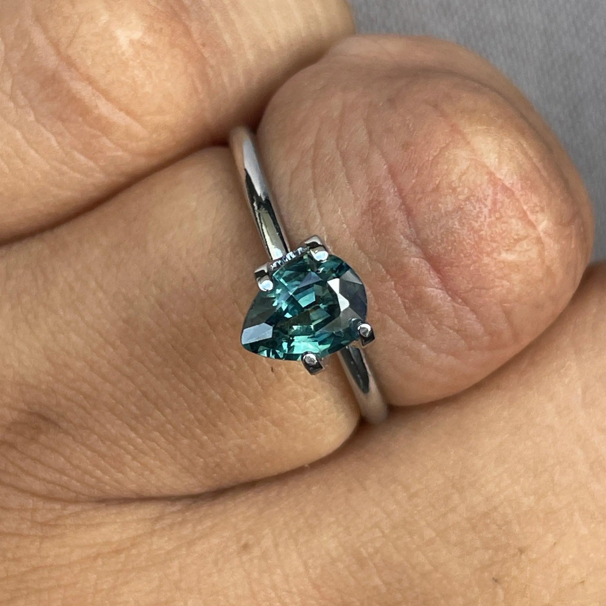 Certified 1.37ct Natural heated Teal Colour Sapphire loose