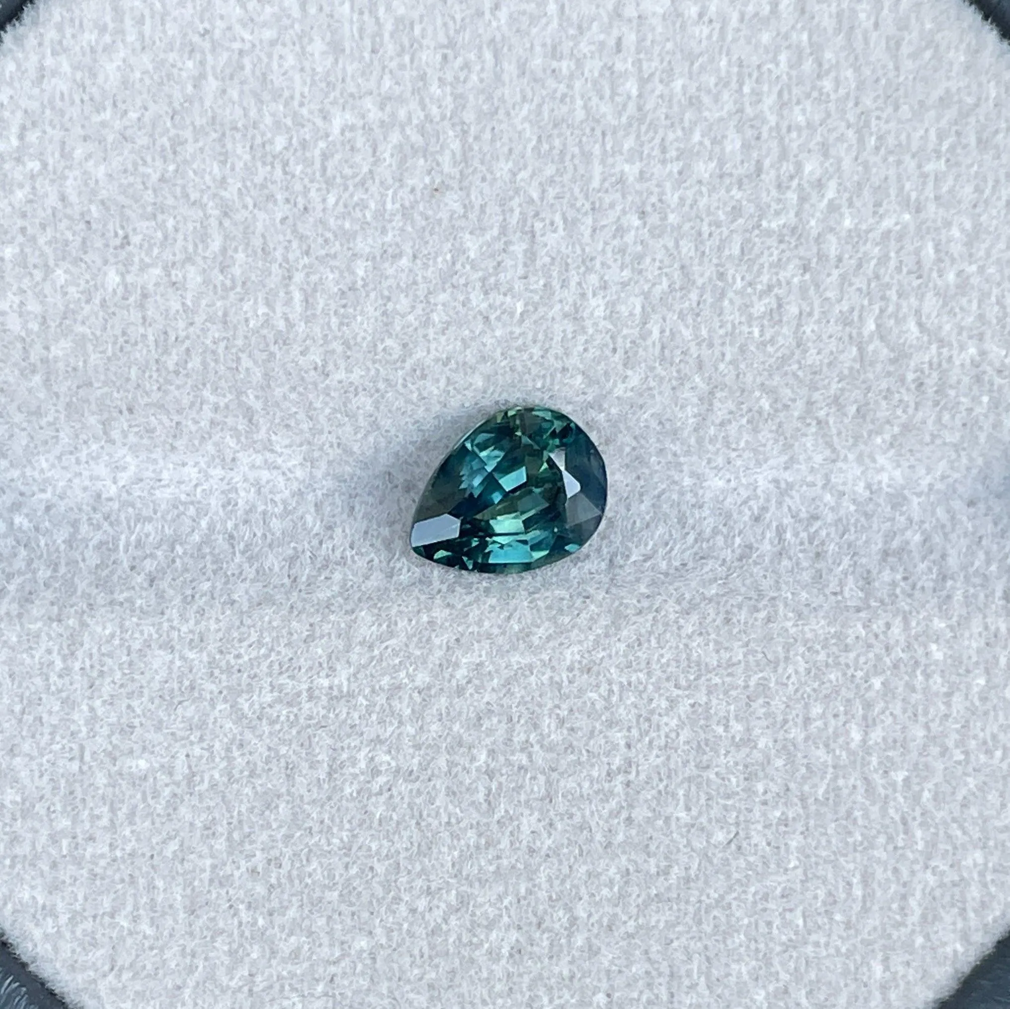 Certified 1.37ct Natural heated Teal Colour Sapphire loose