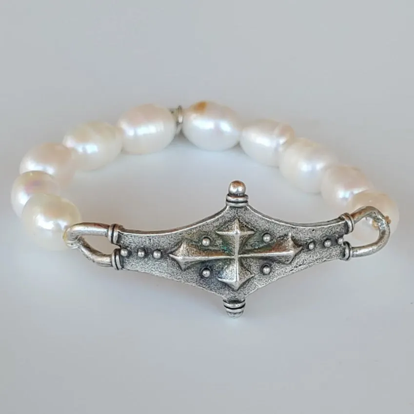 Cross Bar With Pearl Stretch Bracelet