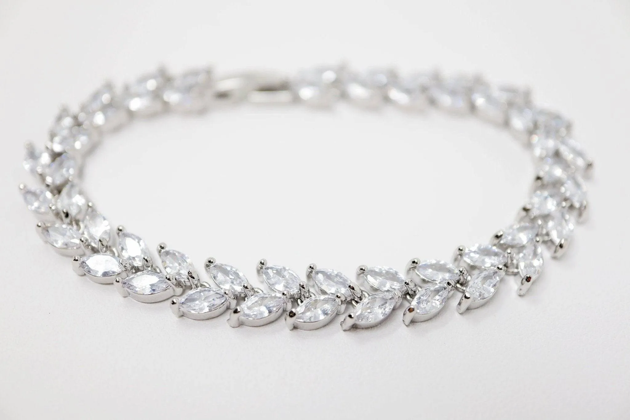 Crystal, Diamond Wine Leaves Wedding Bracelet, Bridal Bracelet, cz Bracelet, Cubic Zirconia Bracelet, Bridal jewelry, Wedding Accessories