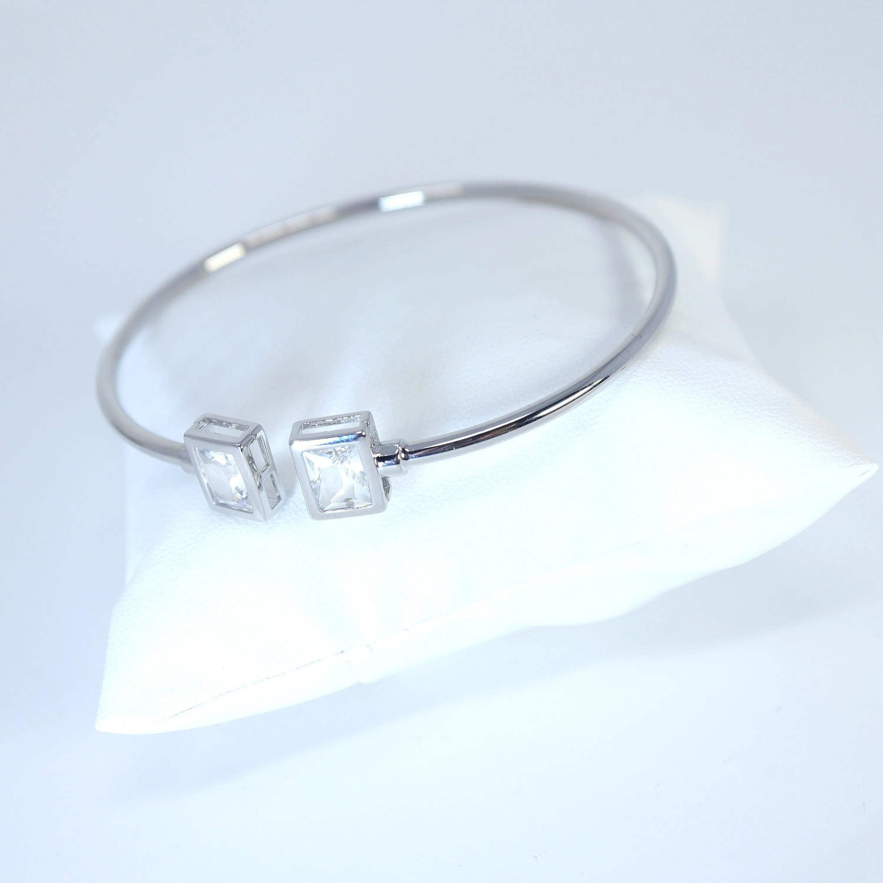 Cz Dainty Bangle Bracelet, Bridesmaid Proposal, Bridesmaid Bracelet, Bridesmaid Gift Box, Will You Be My Bridesmaid, Tie the Knot