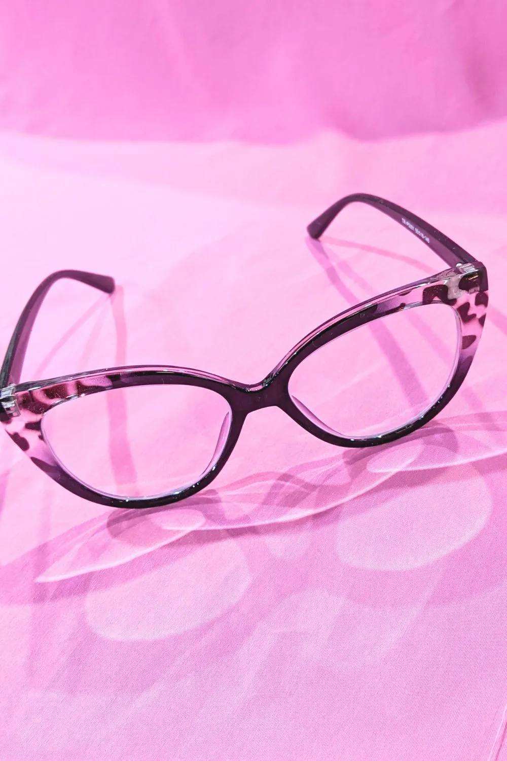 Eleanor Reading Glasses - Black Tort - 1.5