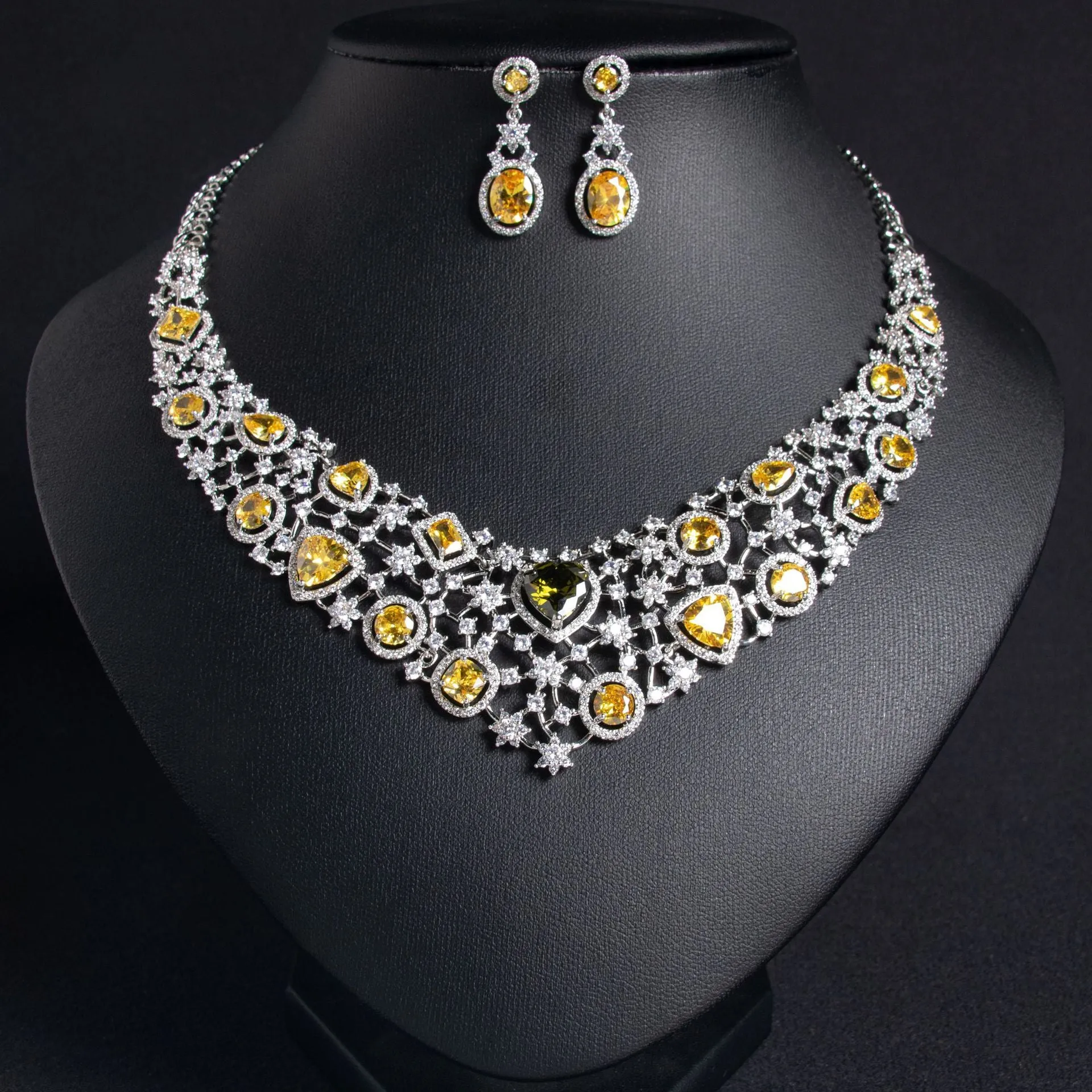 European and American new luxury zircon set necklace ear model noble and shiny full diamond temperament banquet bride necklace jewelry