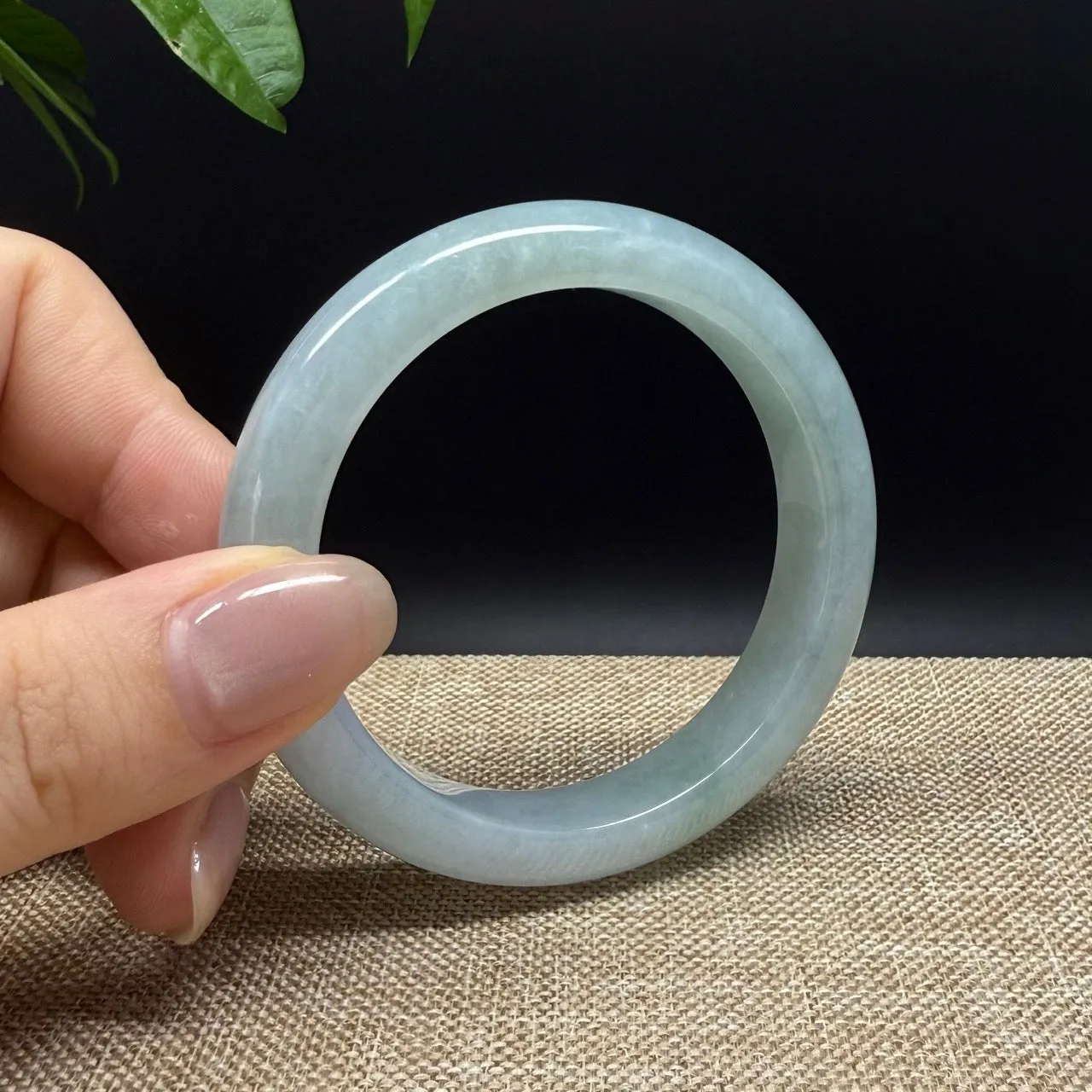 Genuine Burmese Green Jade Jadeite Bangle Bracelet ( 50.8mm )