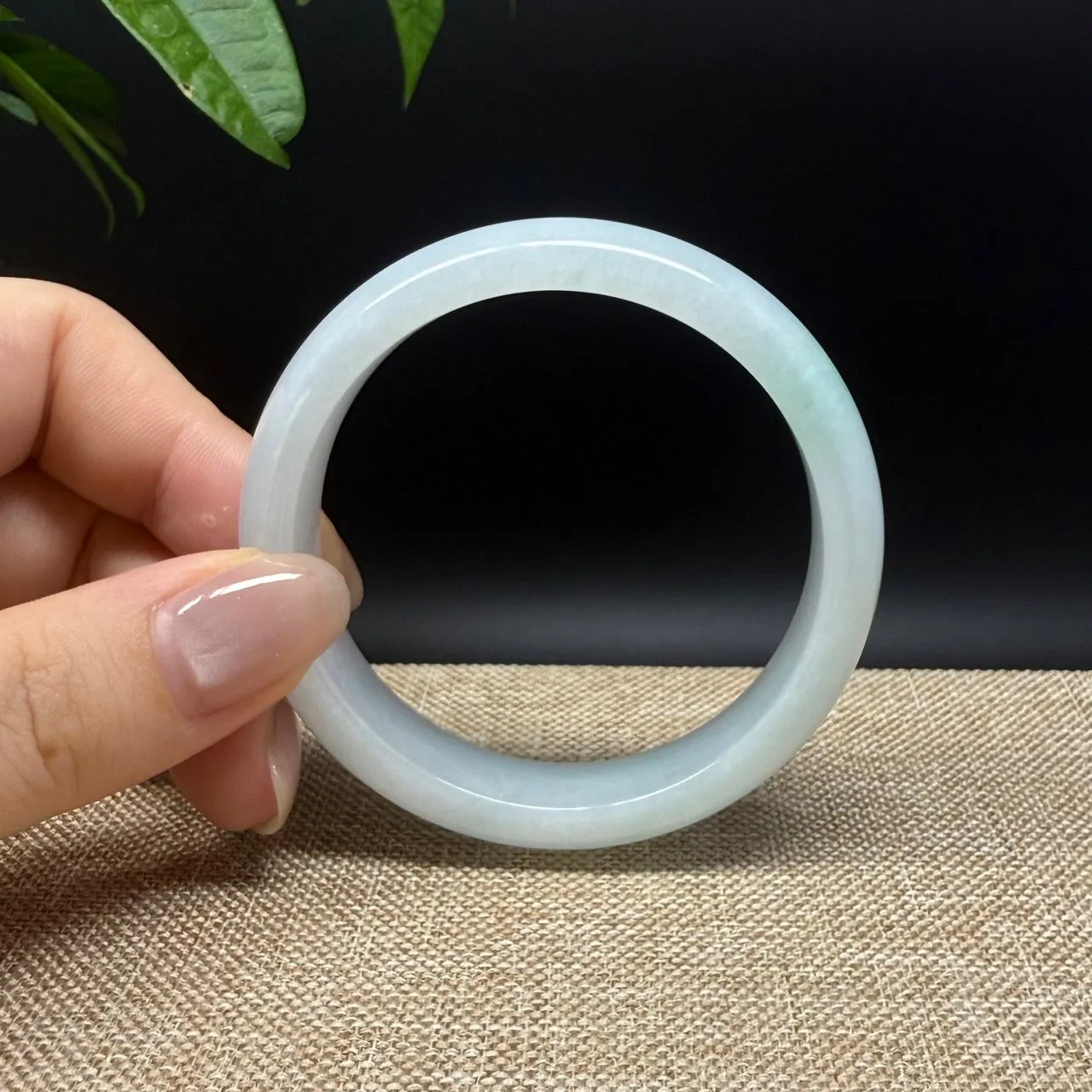 Genuine Burmese Green Jade Jadeite Bangle Bracelet ( 52.9mm )