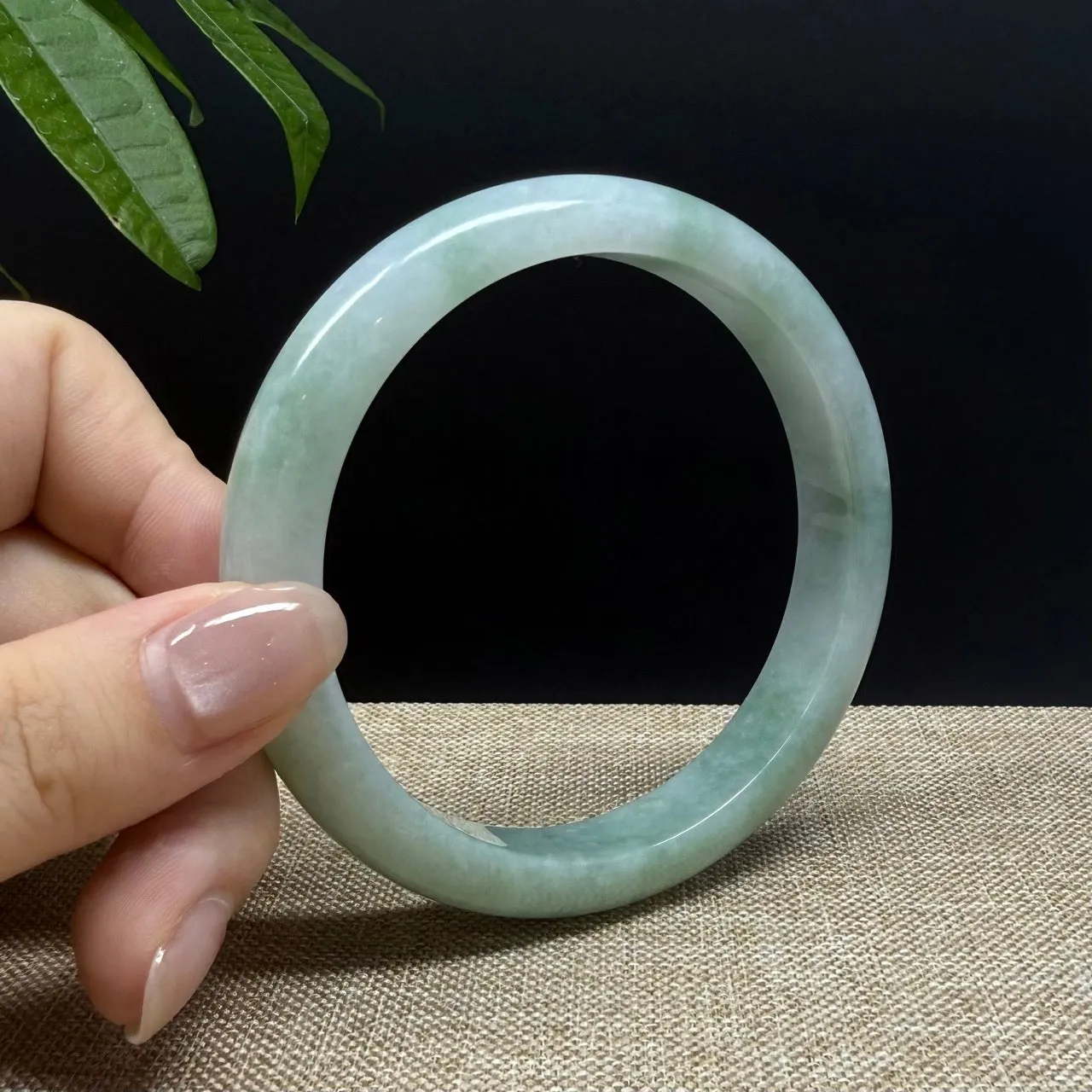 Genuine Burmese Green Jade Jadeite Bangle Bracelet ( 66.1mm )