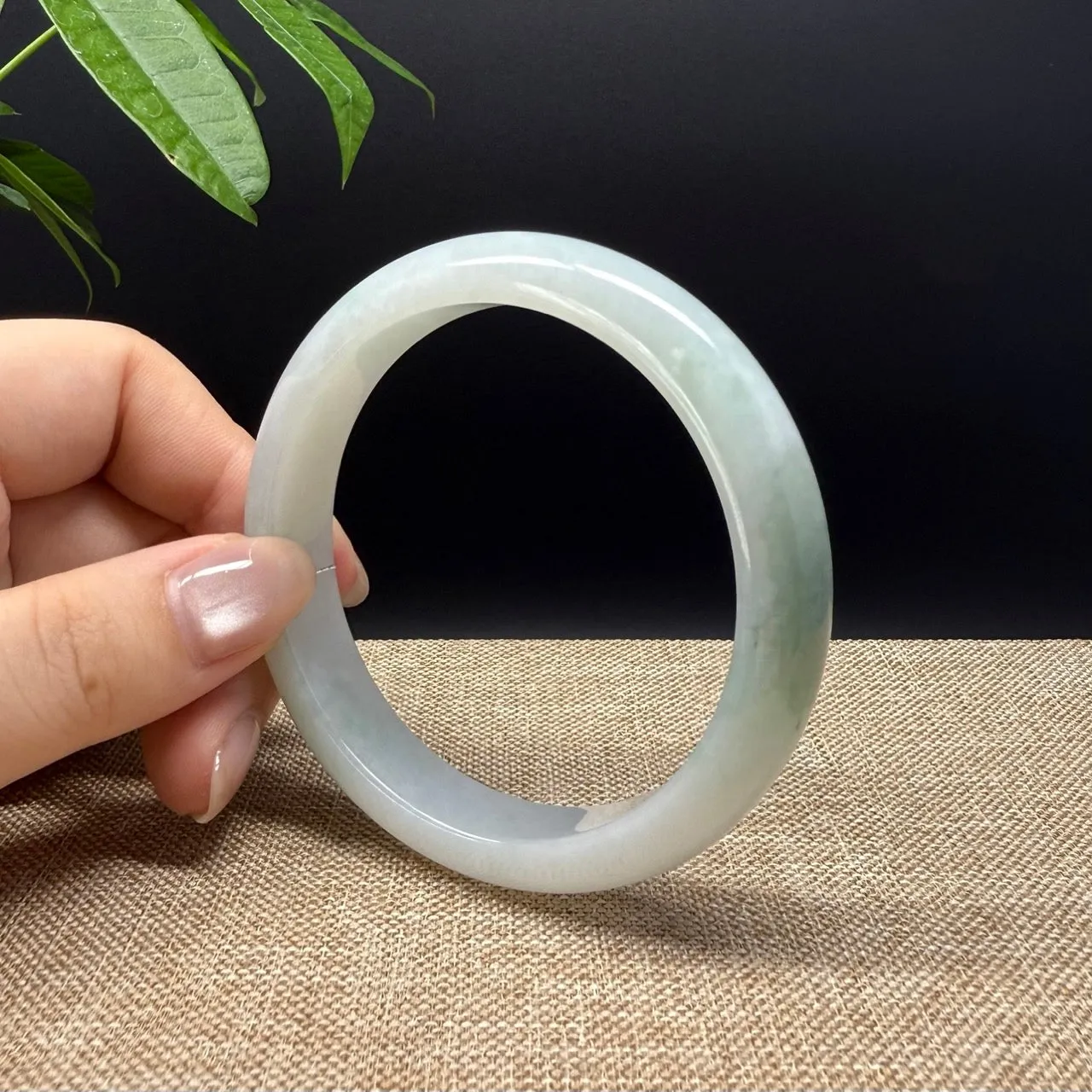 Genuine Burmese White Green Jade Jadeite Bangle Bracelet ( 59.3mm )