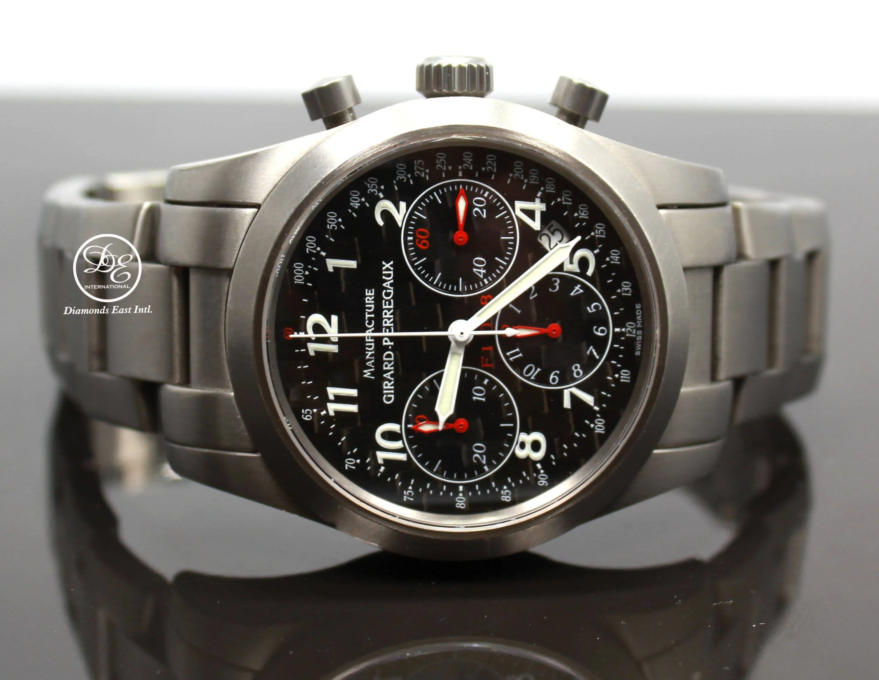 Girard Perregaux Ferrari Limited F1-048 Chronograph 49550.0.21.6656A Titanium Box Papers SERVICED