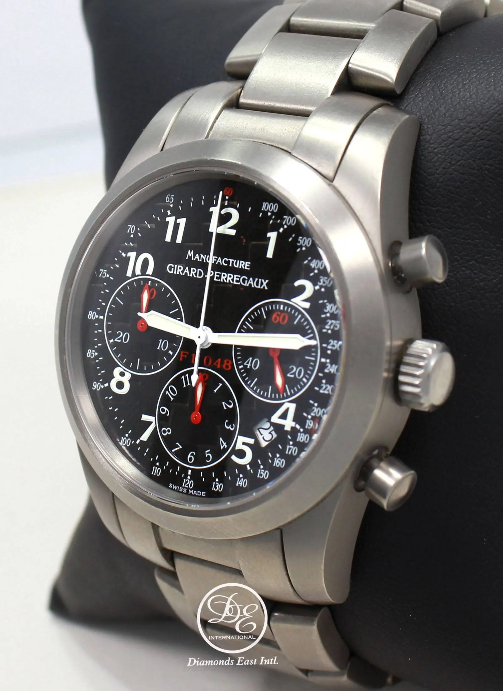 Girard Perregaux Ferrari Limited F1-048 Chronograph 49550.0.21.6656A Titanium Box Papers SERVICED