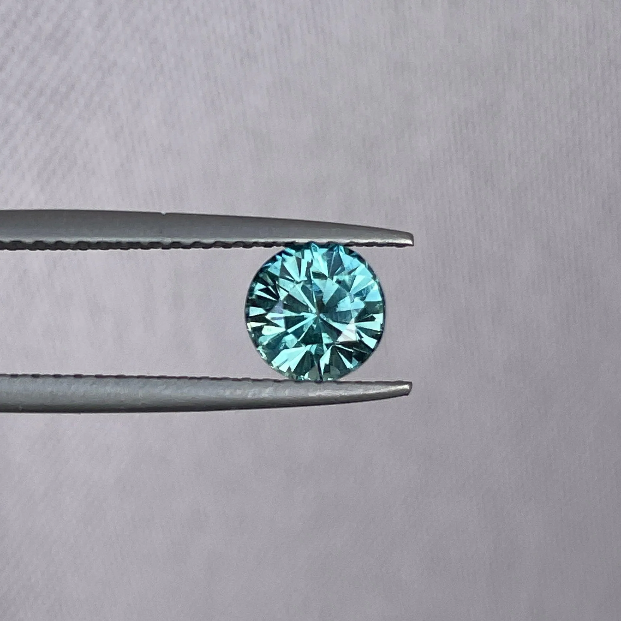 Natural Blue Green Sapphire | Round Cut | 1.26 Carat | 5.90 x 4.50 mm | heated| Teal Sapphire | Natural Coloured Sapphire