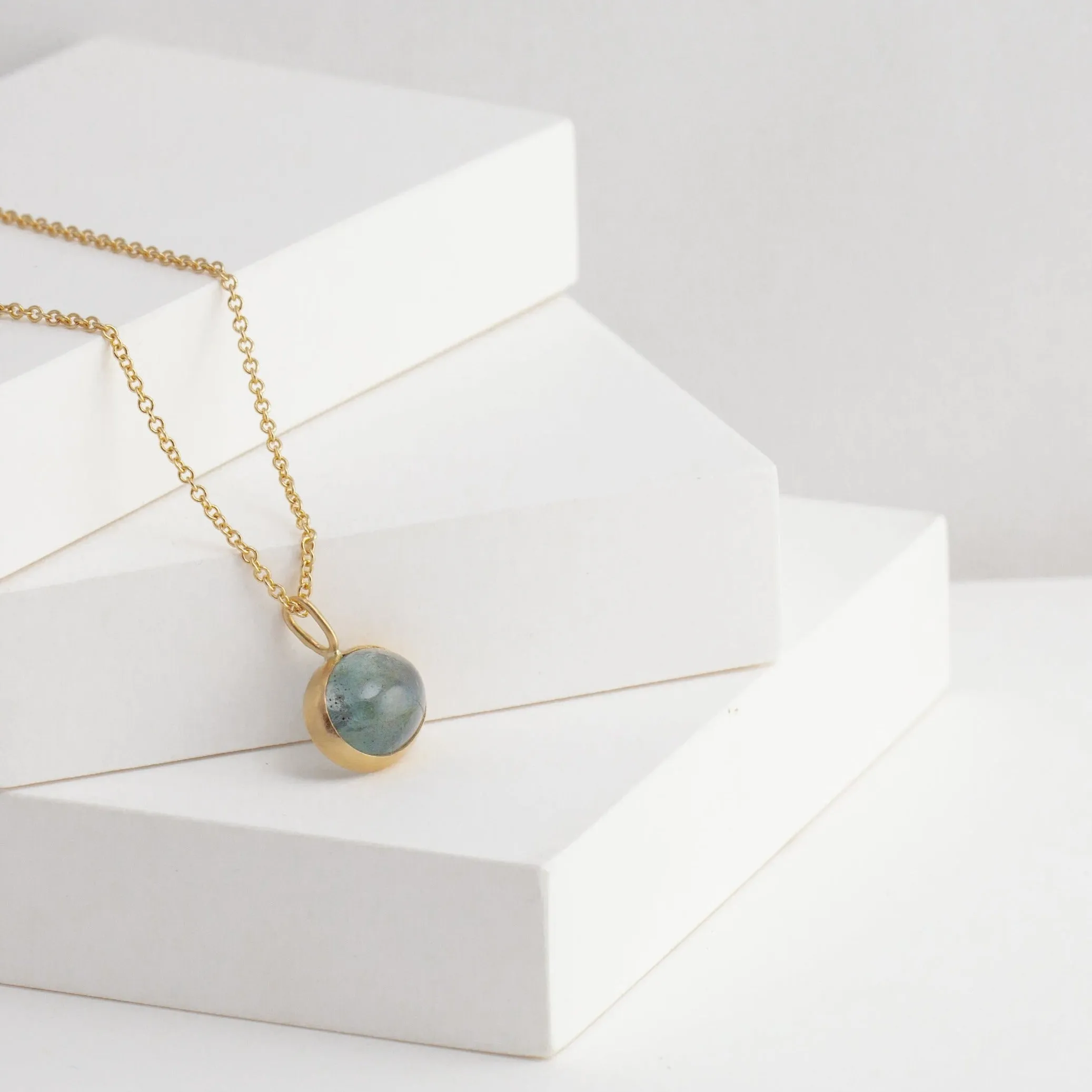 Picture frame aquamarine necklace