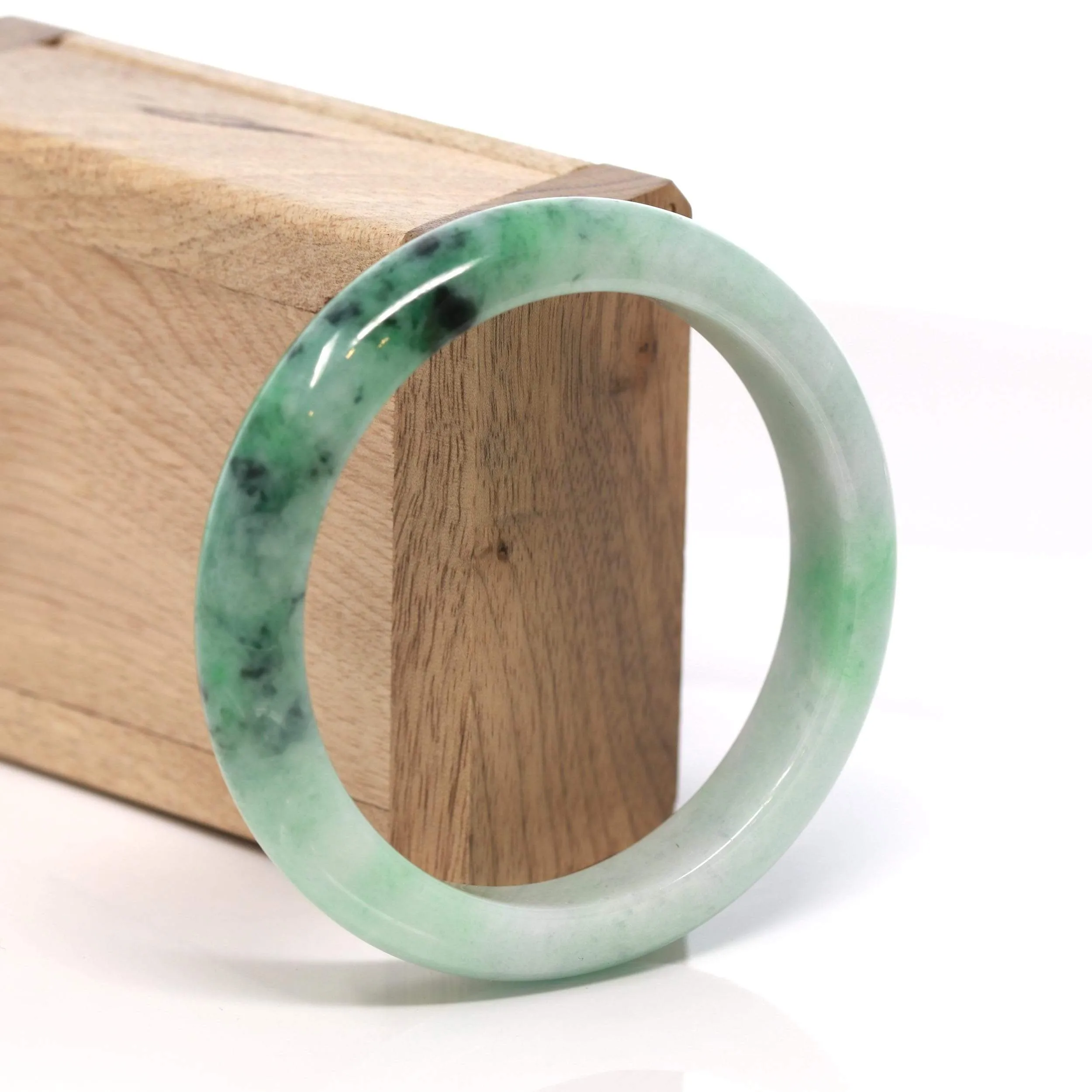 RealJade® "Classic Bangle" Genuine Burmese Green Jadeite Jade Bangle Bracelet ( 58.3 mm) #134