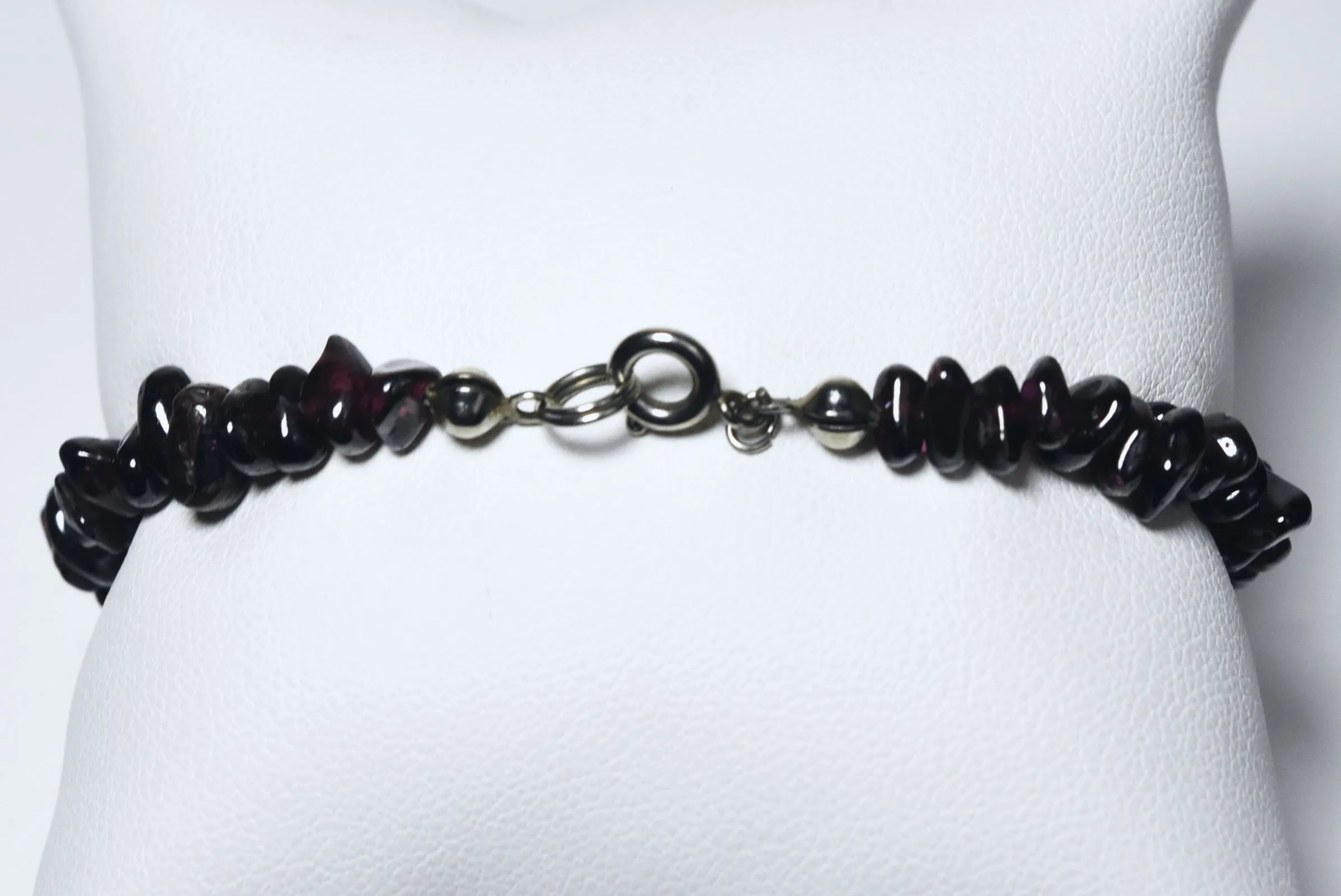 Red Garnet and Freshwater Pearl Beaded Bracelet