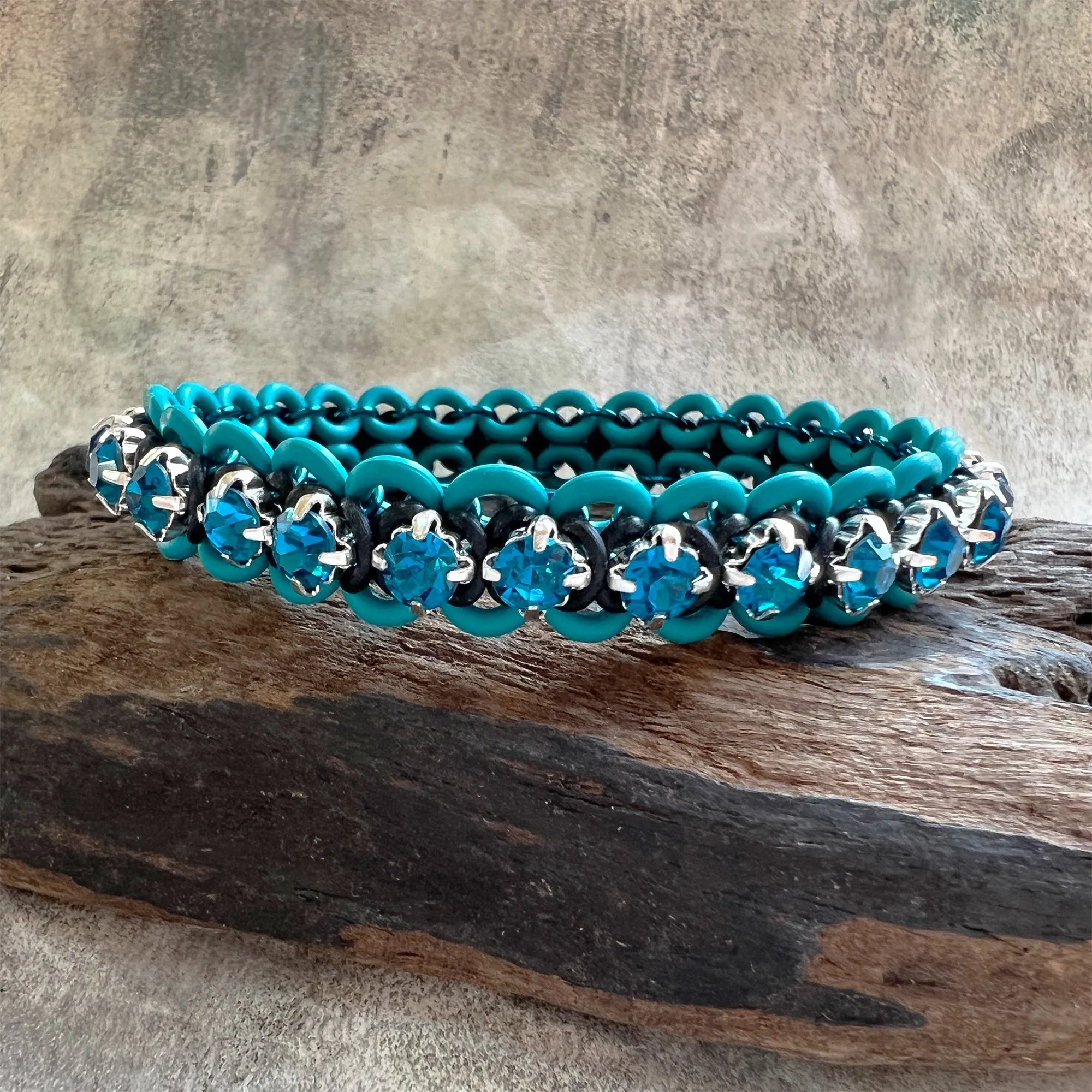 Rhinestone Ruffle Stretch Bangle Mini Kit & Video Class - Teal & Blue Zircon