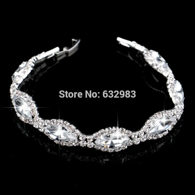 Sparkling Silver Color Rhinestone Crystal Leaves Choker Necklace Earrings Bracelet Bridal Jewelry Set