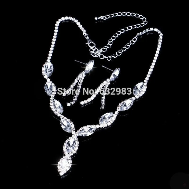 Sparkling Silver Color Rhinestone Crystal Leaves Choker Necklace Earrings Bracelet Bridal Jewelry Set