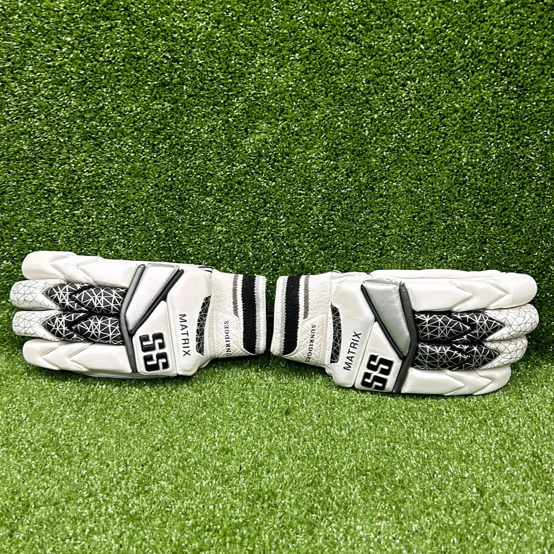 SS Matrix Junior / Youth Cricket Batting Gloves