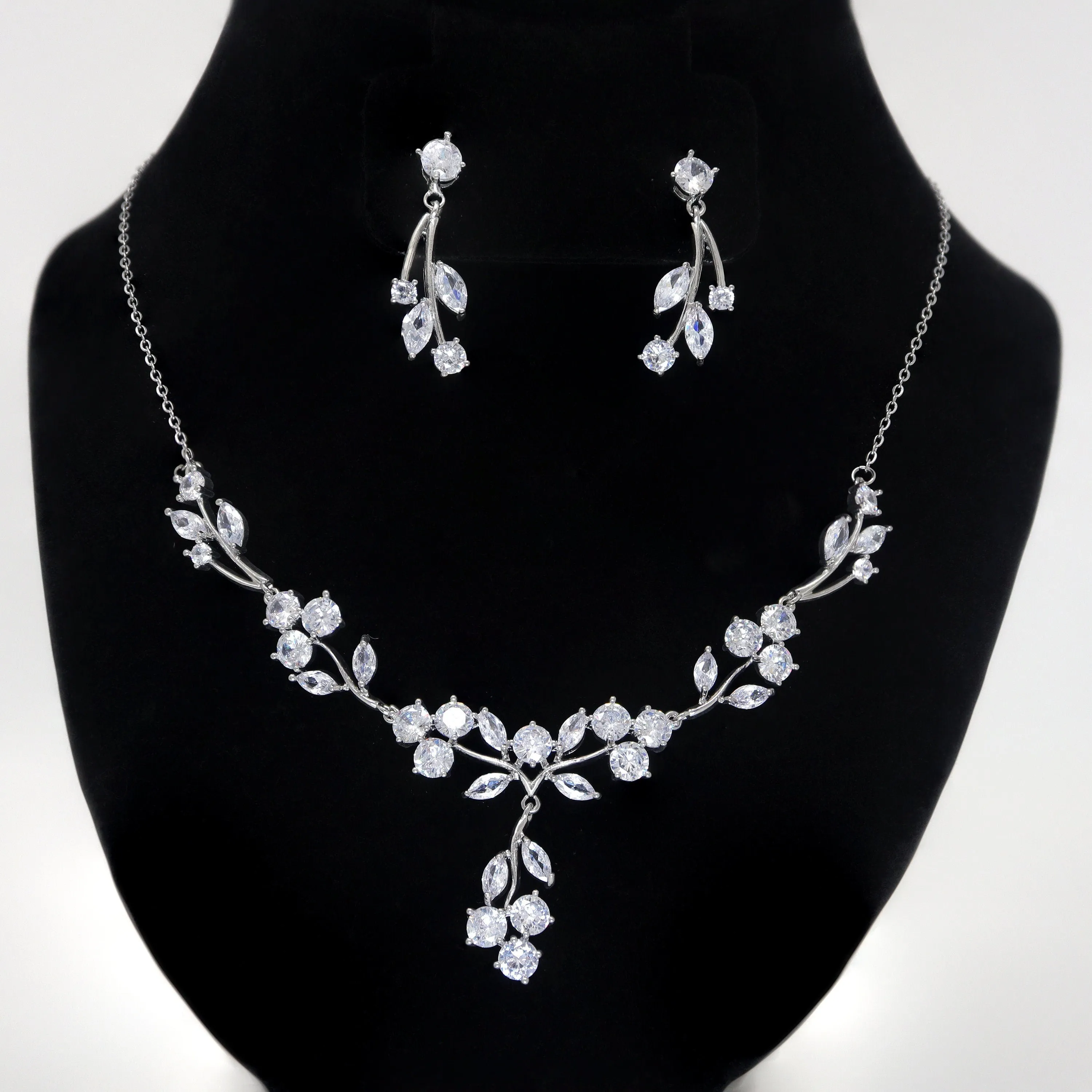 Swarovski Crystal Floral Three Petal Leaves Bridal Earrings And Necklace, Crystal Bridal Earrings, Statement Earrings Cz Necklace Set.