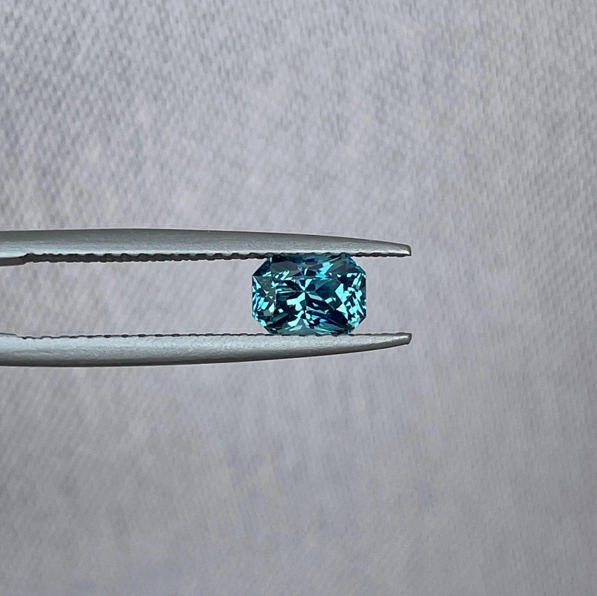 Teal sapphire stone Radiant cut teal sapphire, top colour teal sapphire Blue green teal sapphire 1.02 ct teal sapphire Natural teal sapphire