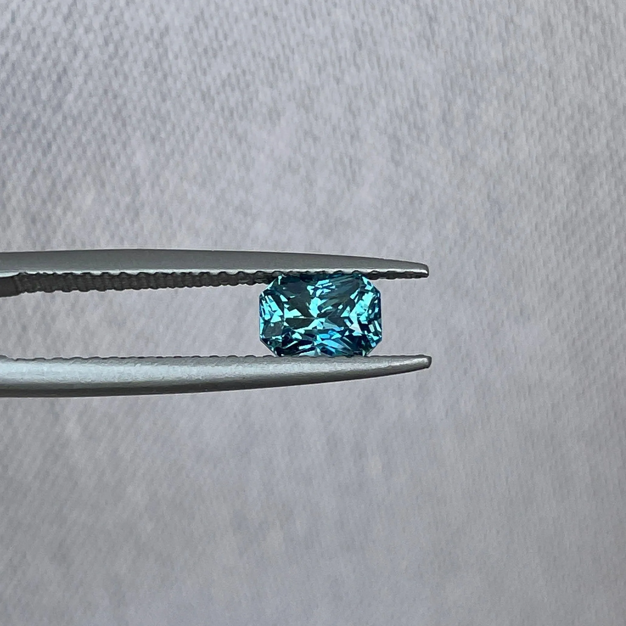 Teal sapphire stone Radiant cut teal sapphire, top colour teal sapphire Blue green teal sapphire 1.02 ct teal sapphire Natural teal sapphire