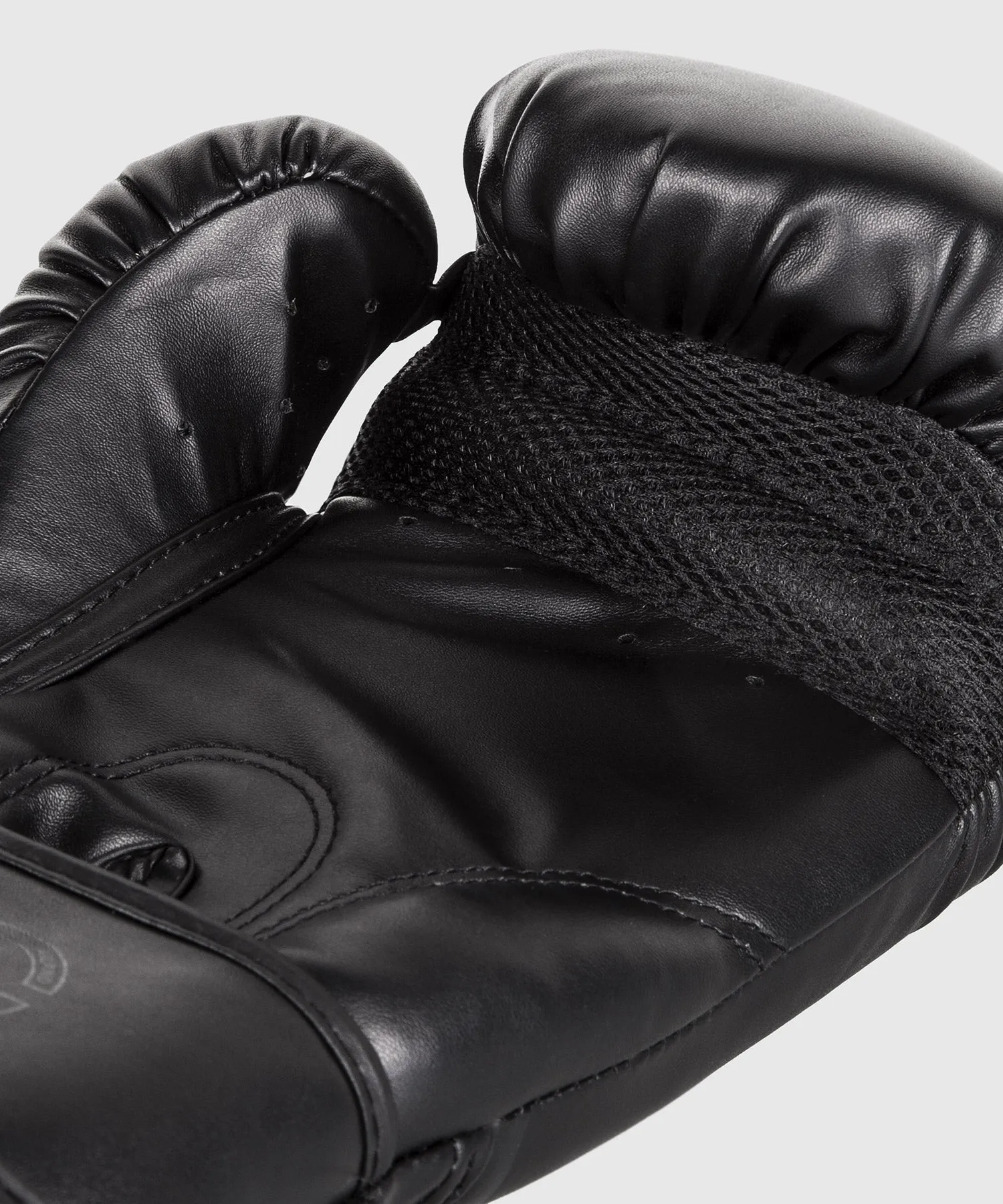 Venum Challenger 2.0 Boxing Gloves - Black/Black