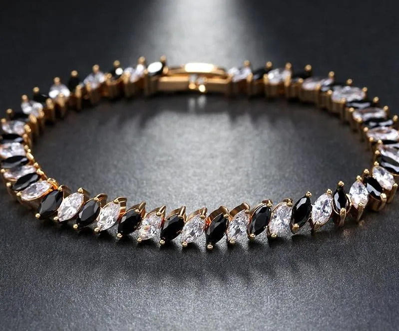 Women's Luxury Bracelet With Clear& Black Cubic Zircon Inlay